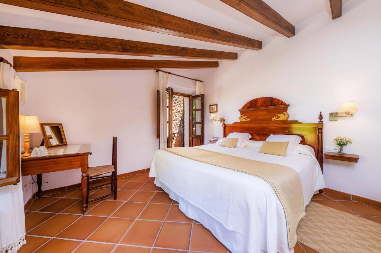 Ca's Curial - - Adults Only Soller