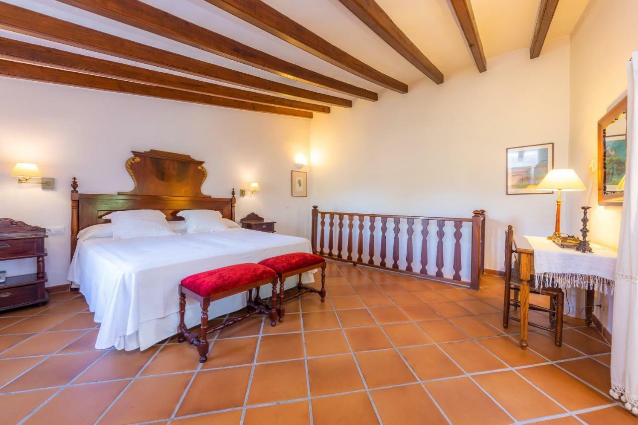 Ca's Curial - - Adults Only Farm stay