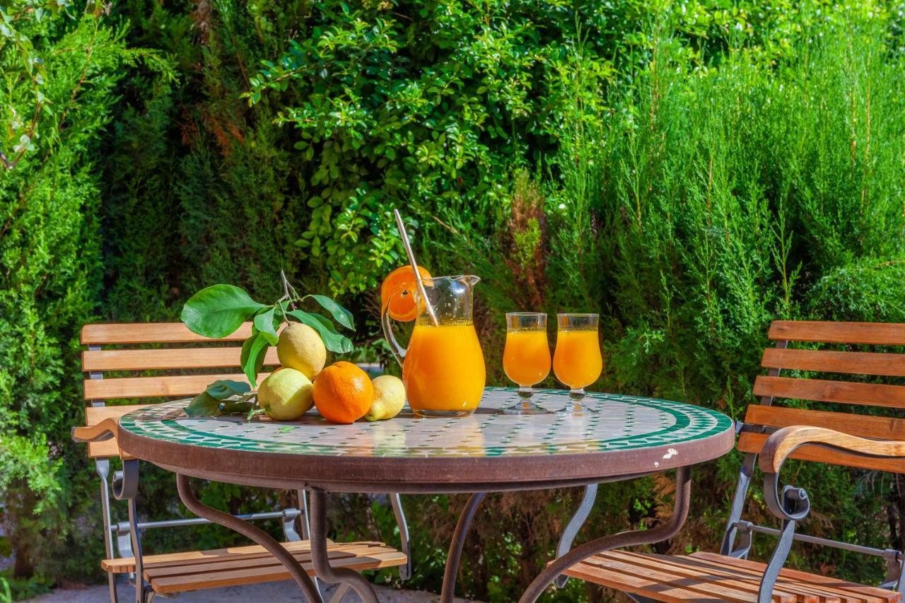 Ca's Curial - - Adults Only Farm stay *